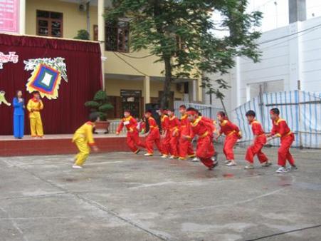Những trò chơi dân gian cho trẻ em ngày Tết 1